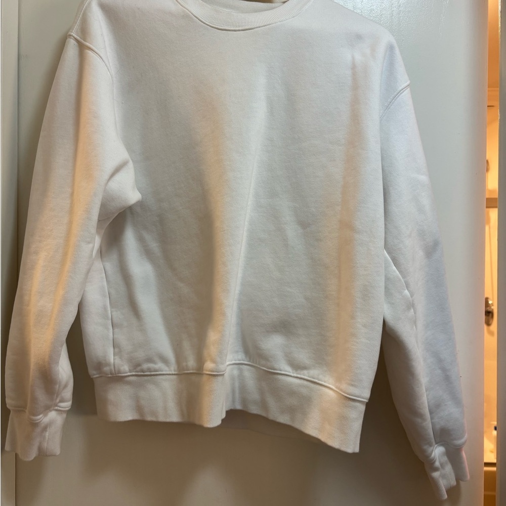 Aritzia Cozy Fleece Sweatshirt in Cream